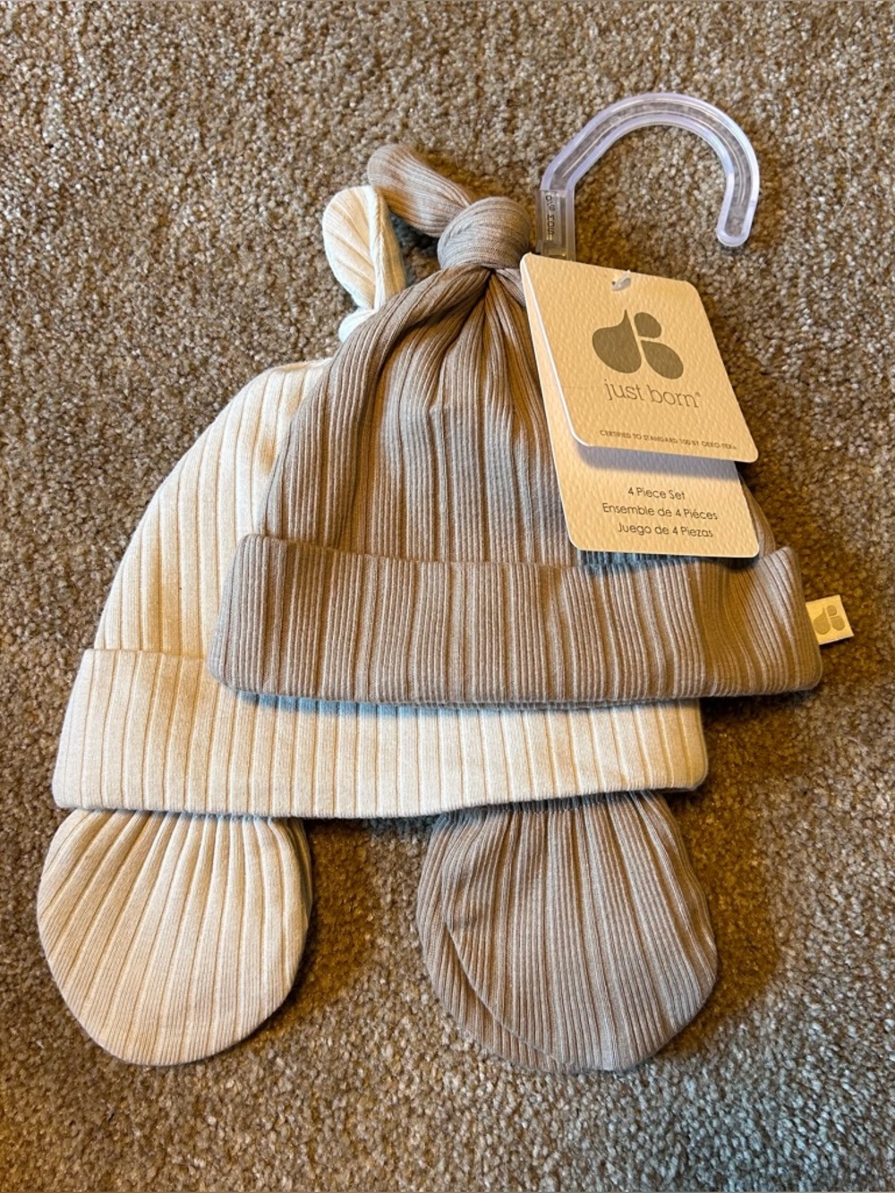 ‼️Just Born Baby 4-Piece Hat & Cuff Mittens Set‼️